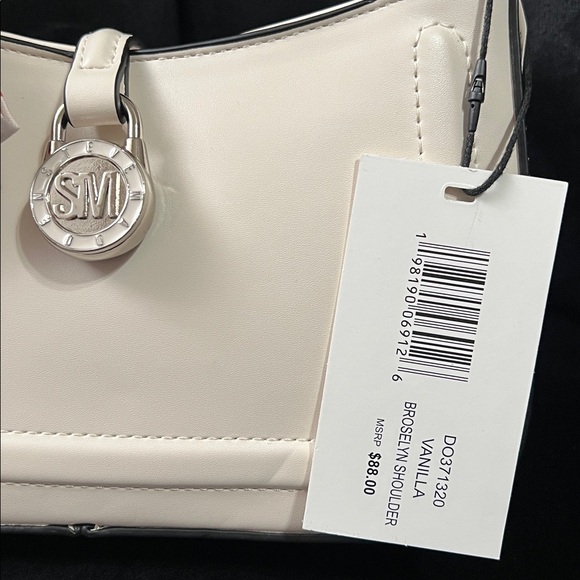 🍒 Steve Madden Broselyn Shoulder bag, Vanilla cream color - Picture 6 of 10